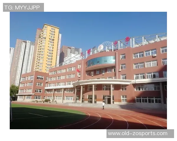 足球陈俊林:从青涩少年到职业球员的成长之路与奋斗故事